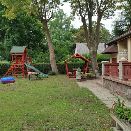 Balatonszemesi Nyaralohaz * Balatonszemes