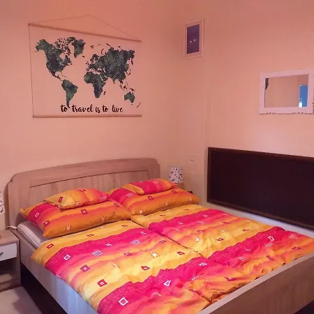 Balatonszemesi Nyaralohaz *