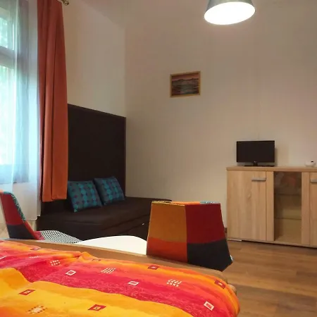 Balatonszemesi Nyaralohaz