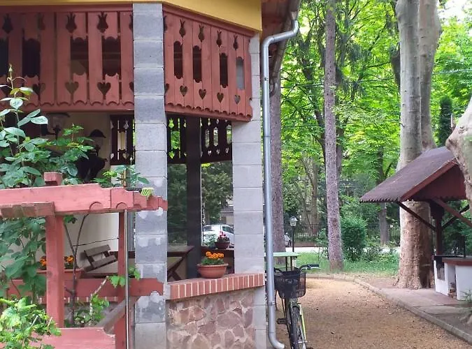 Balatonszemesi Nyaralohaz