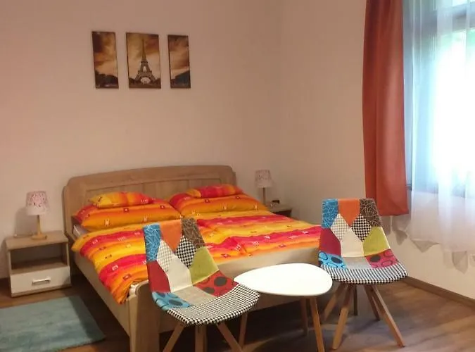 Semesterbostad Balatonszemesi Nyaralohaz